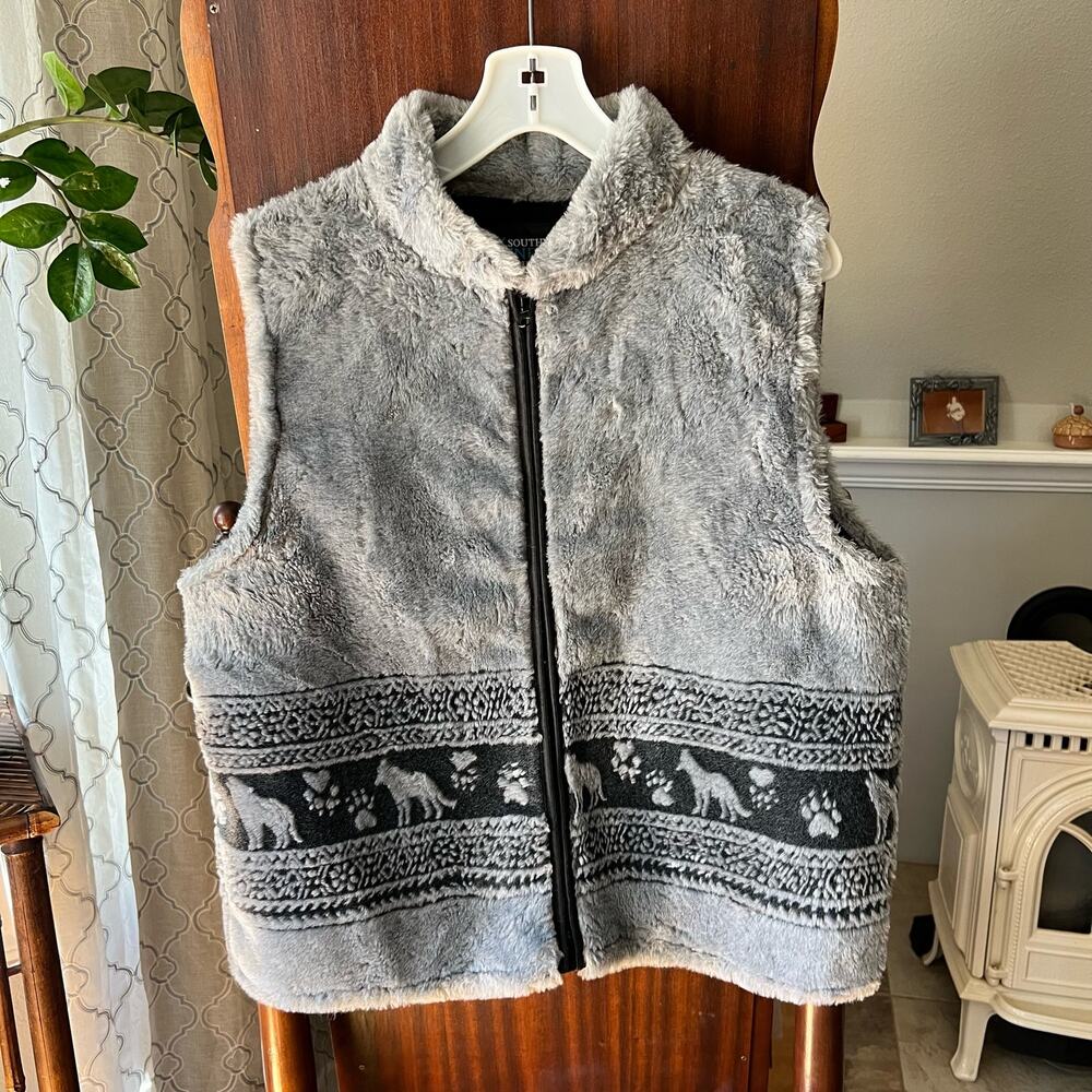 Vintage Southwest Indian foundation USA made Wolf Vest Medium Gray